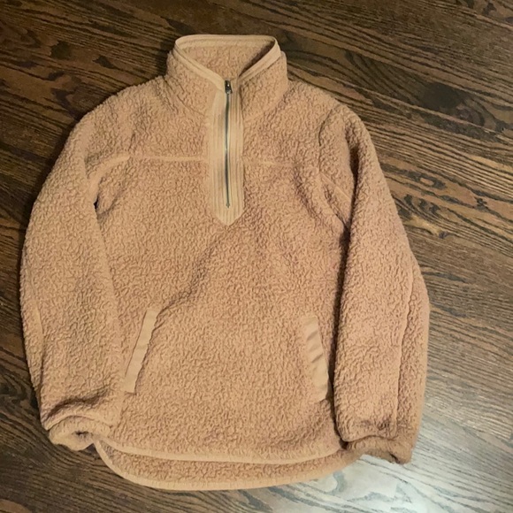 Abercrombie Sherpa - LIKE NEW - Picture 1 of 3